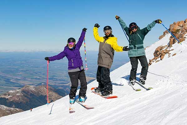 Book New Zealand Ski Holiday Package for Your Winter Travel Adventure