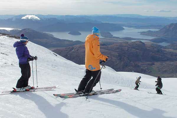 10 Day Wanaka Learn to Ski Package
